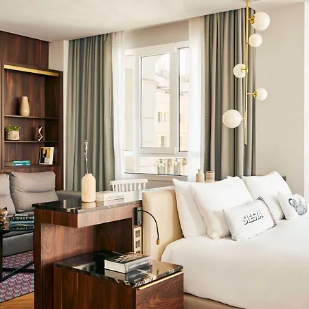 Hotel Hyatt Centric Gran Via 5*