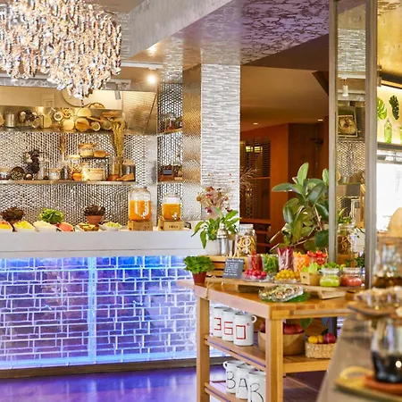 Hyatt Centric Gran Via 5* Madryt