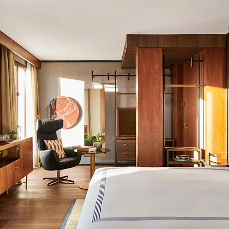 Thompson Madrid, By Hyatt マドリード
