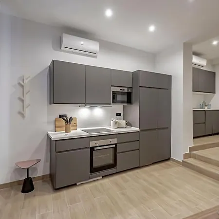 Apartment Stunning And Spacious Flat At Barrio De Letras Madrid