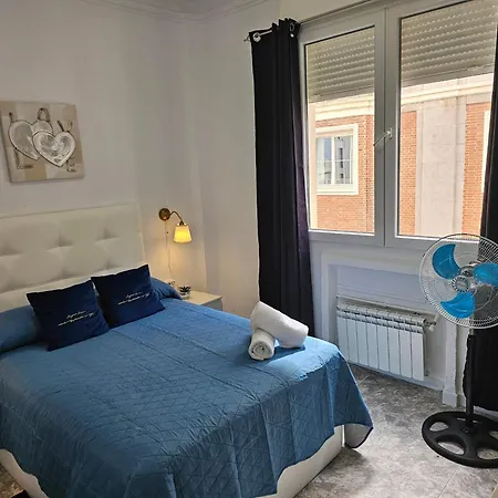 Exterior Gran Via 45 W7.8 Apartment Madrid