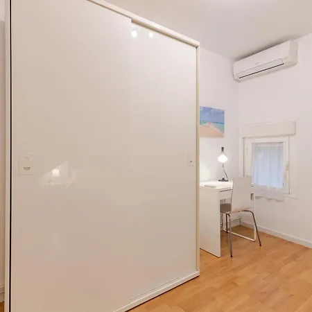 Apartment Mad Coco Aparts & Centro Sol *