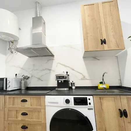 Cerca Del Centro Y Luminoso Apartamento Madrid