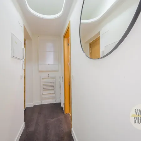 Sunny 3pax En Plena Plaza De Chueca Apartamento *
