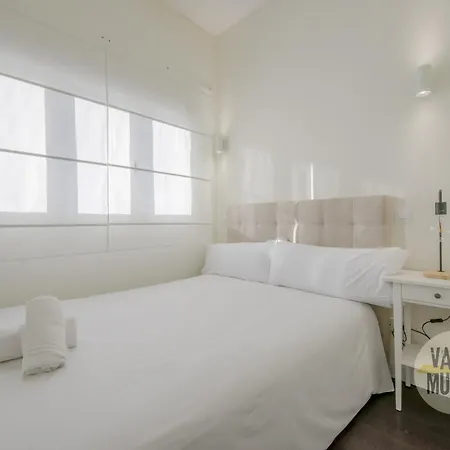 Apartamento Sunny 3pax En Plena Plaza De Chueca *