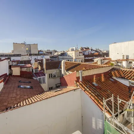 Sunny 3pax En Plena Plaza De Chueca * Madrid