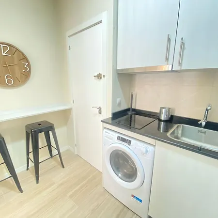Estudios Gran Via Apartment