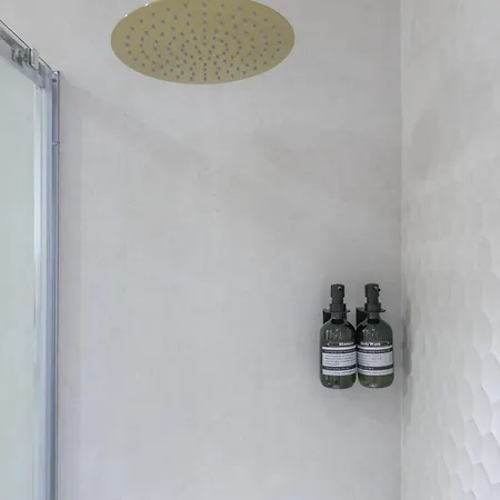 Apartment Gran Via New 2br 1bth Elevator Madrid