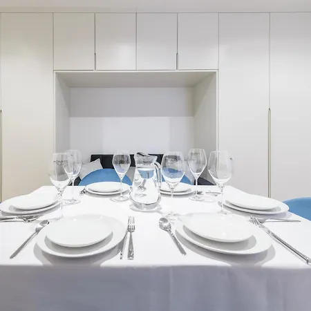 Apartment Gran Via New 2br 1bth Elevator Madrid