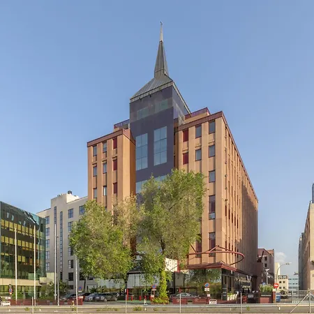 Hotel Exe Convention Plaza
