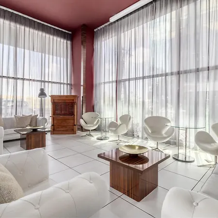 Exe Convention Plaza 4*