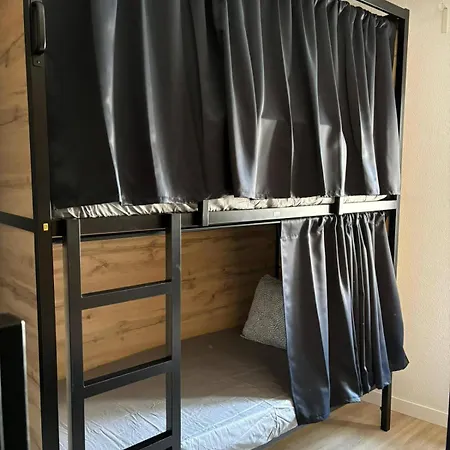 Onefam Hostel *