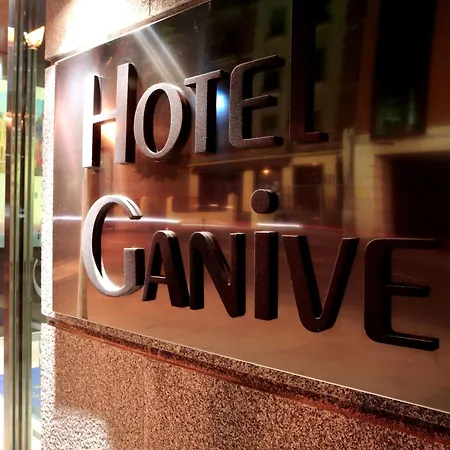 Hotell Porcel Ganivet 3*
