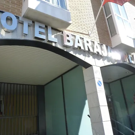 Barajas Plaza