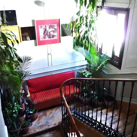 بيت ضيافة Casa De Huespedes Dolce مدريد
