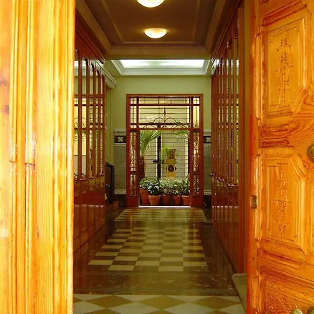 Guest house La Fontana Madrid
