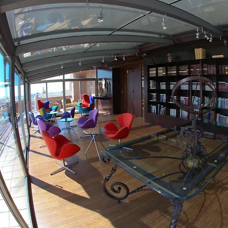 Hotell Sancho 3*
