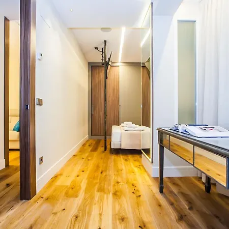Apartment V73 Elegance & Comfort - Luxury In Barrio Salamanca