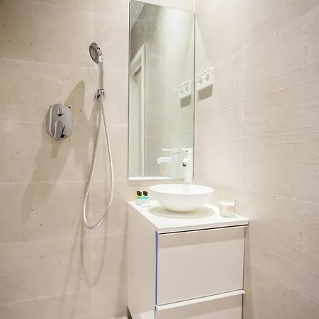 Apartment V73 Elegance & Comfort - Luxury In Barrio Salamanca *