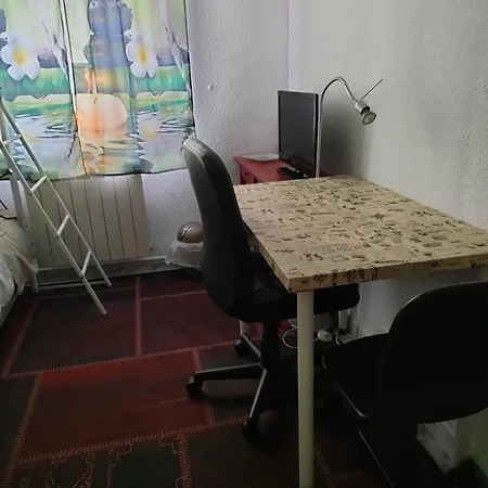 Apartament Privada, Luminosa Y Bien Comunicada