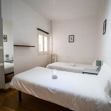 Apartamento Amplio En Chamberi By Bebalmy *