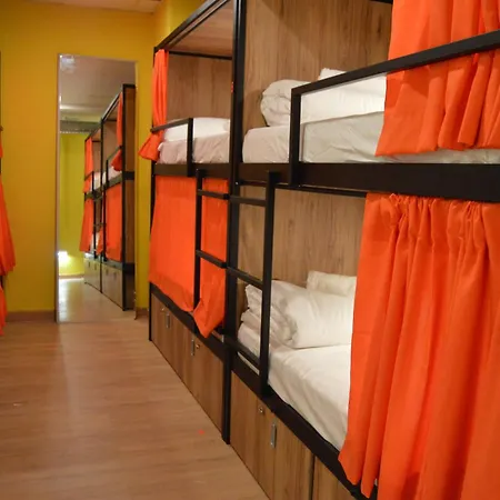 Hostal Debod *
