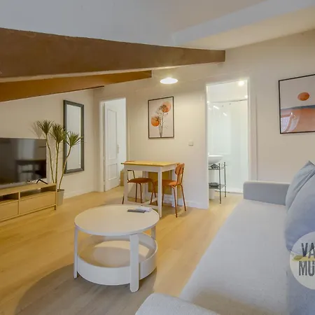 Appartamento Fashion Design Loft En Calle Carretas-sol 4pax Madrid