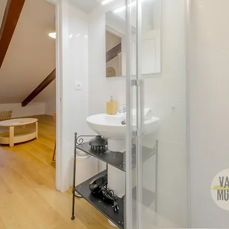 Appartamento Fashion Design Loft En Calle Carretas-sol 4pax