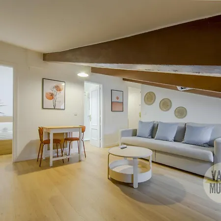 Appartamento Fashion Design Loft En Calle Carretas-sol 4pax Madrid