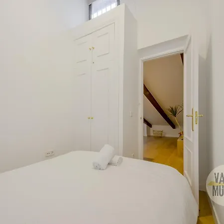 Appartamento Fashion Design Loft En Calle Carretas-sol 4pax Madrid