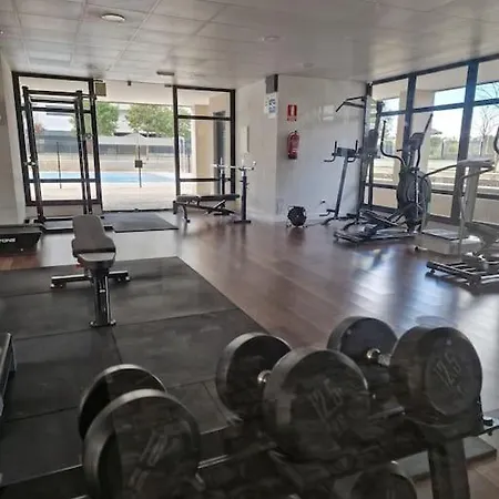 Valdebebas Con Garaje Gimnasio Y Piscina