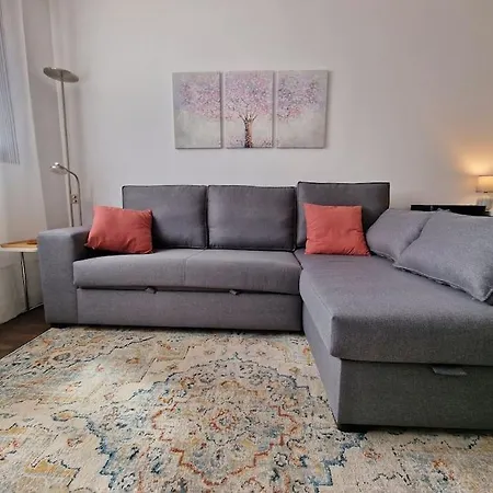 Apartamento Valdebebas Con Garaje Gimnasio Y Piscina Madrid
