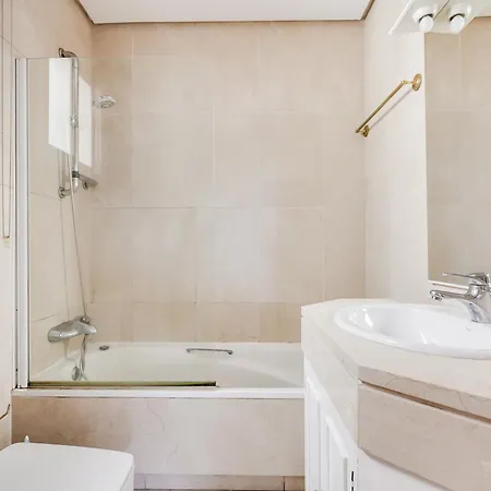 Apartamento Serrano & Claudio Coello: Lujo, Luz Y Elegancia Madri