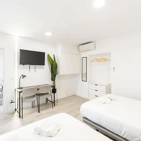 Apartamento Luminoso En El Barrio Ibiza A Solo 1km De Retiro Madrid