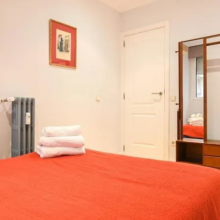 Apartment For Temporal Espacioso De Tres En Ore51 *