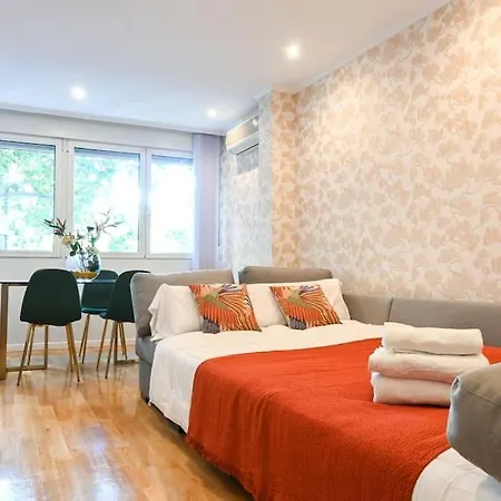 Apartment For Temporal Espacioso De Tres En Ore51