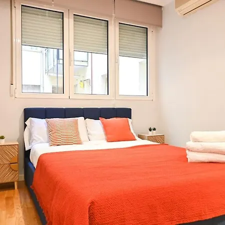 Apartment For Temporal Espacioso De Tres En Ore51