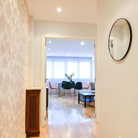 Apartment For Temporal Espacioso De Tres En Ore51 *