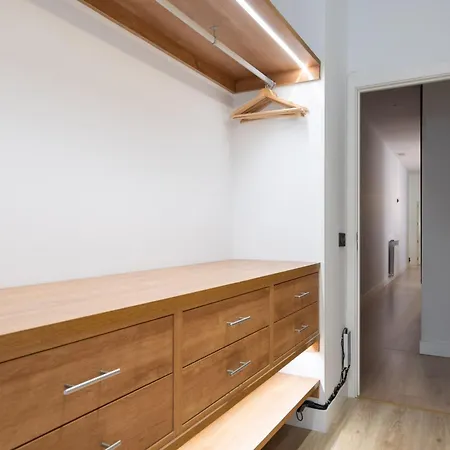 Chueca Hortaleza 12pax 5 Bedrooms 5 Baths