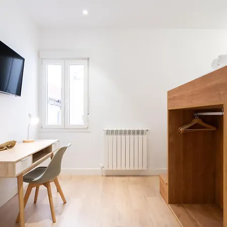 Appartamento Chueca Hortaleza 12pax 5 Bedrooms 5 Baths *