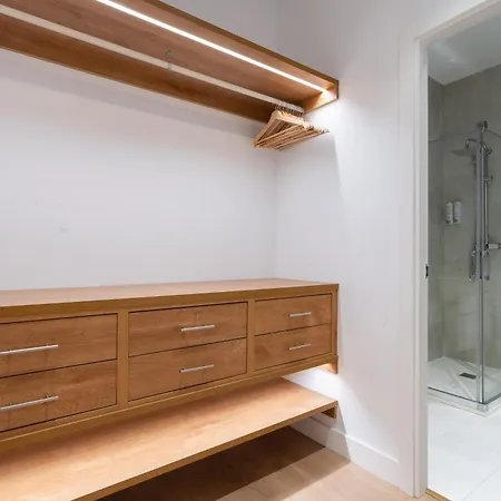 Apartment Chueca Hortaleza 12pax 5 Bedrooms 5 Baths Madrid