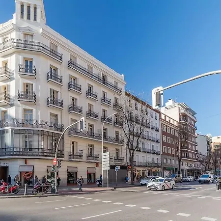Apartment Maravilloso Estudio En Chamberi. Metro Quevedo Madrid