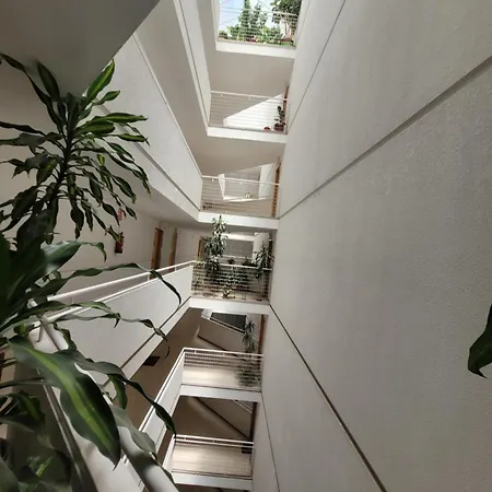 Entero En Madrid, Con Acceso Privado