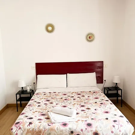 Abaaly Guest house Madrid