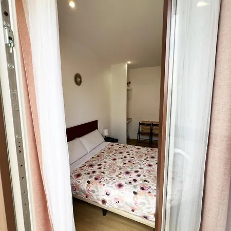 Abaaly Guest house *