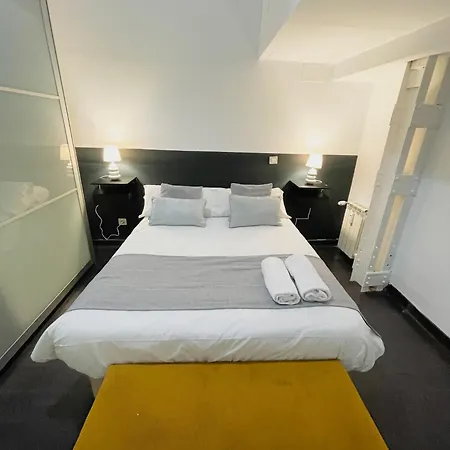 Carretas Duplex Exterior Derecha Madrid