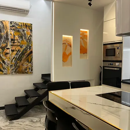 Bas7 La Latina Deluxe Centro *
