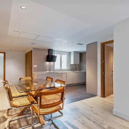 Bernabeu Place En Apartment *