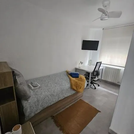Elegant With Yard For 4 Pax In Tetuan - 1 Madrid