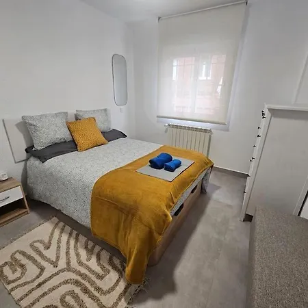 Elegant With Yard For 4 Pax In Tetuan - 1 Apartment Madrid
